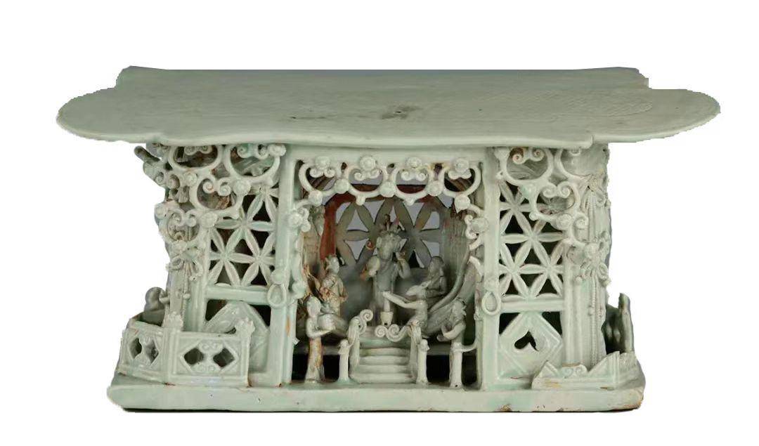 影青釉镂空广寒宫瓷枕